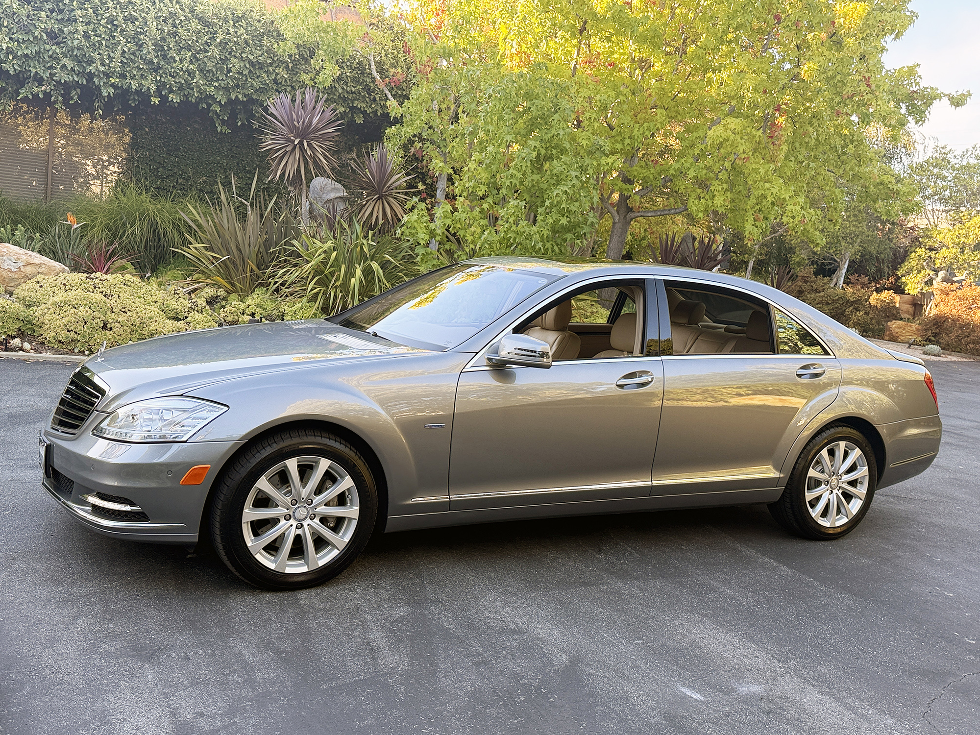 2012 S350 BlueTec 4MATIC - Palladium Silver/ Cashmere - 1 CA Owner