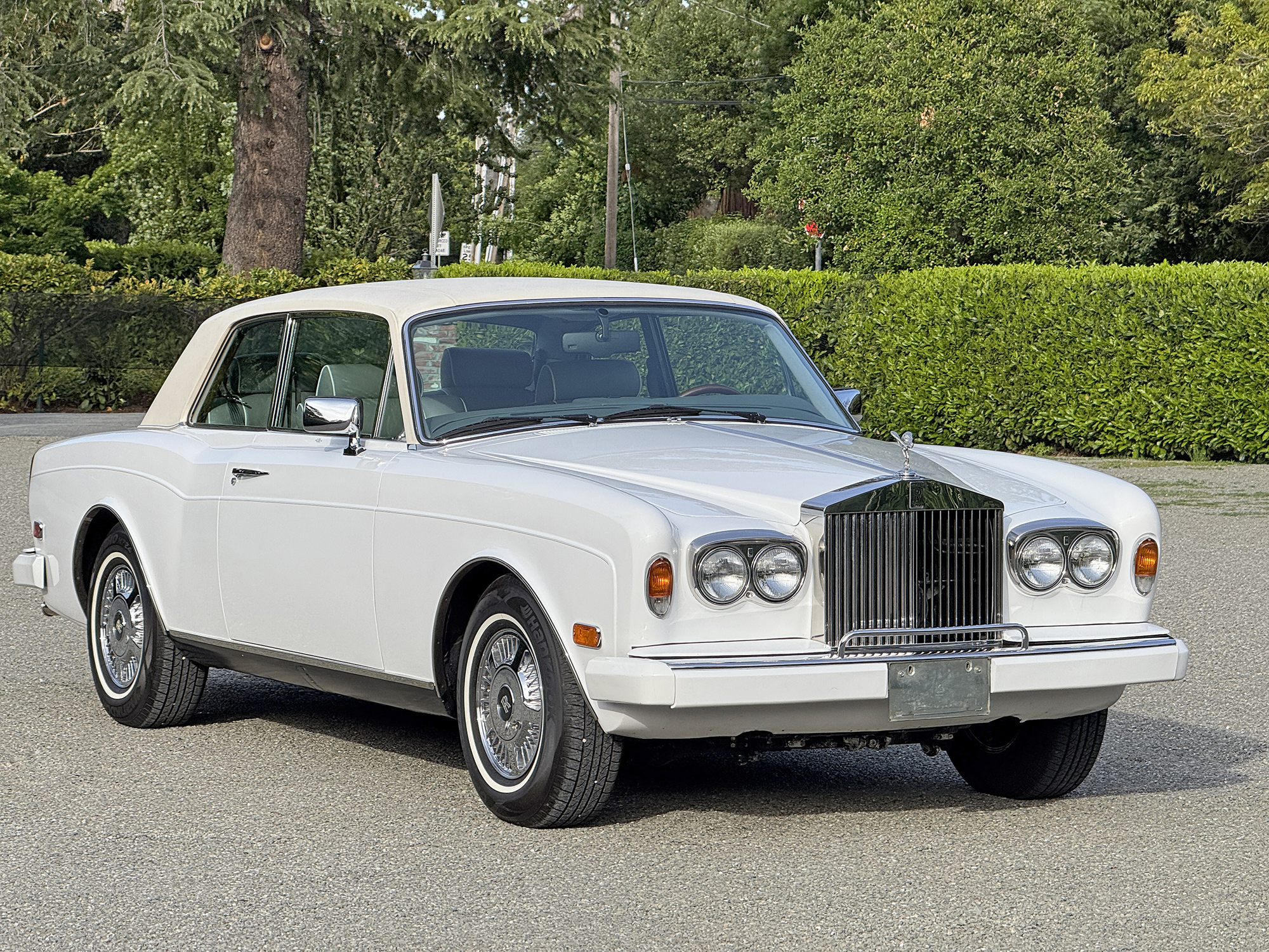 1979 Rolls Royce Corniche Saloon - White/Grey - Upgraded