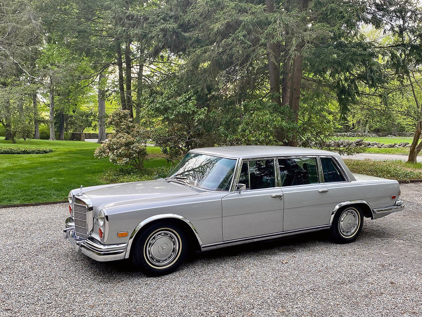 1972 600 SWB - Silver/Black Leather - All accessories - Older Restoration